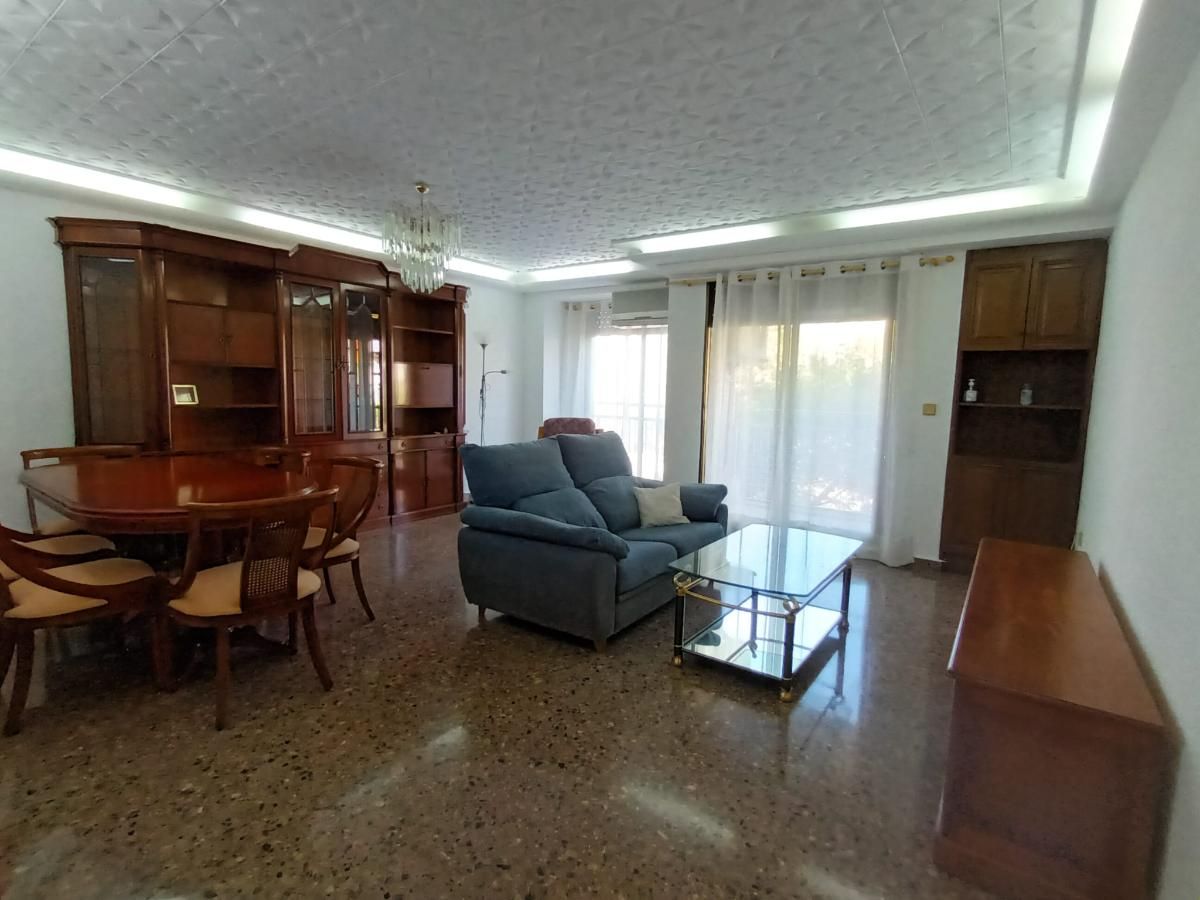GRAN PISO EN ALQUILER ZONA ALTA AVENIDA AL VEDAT