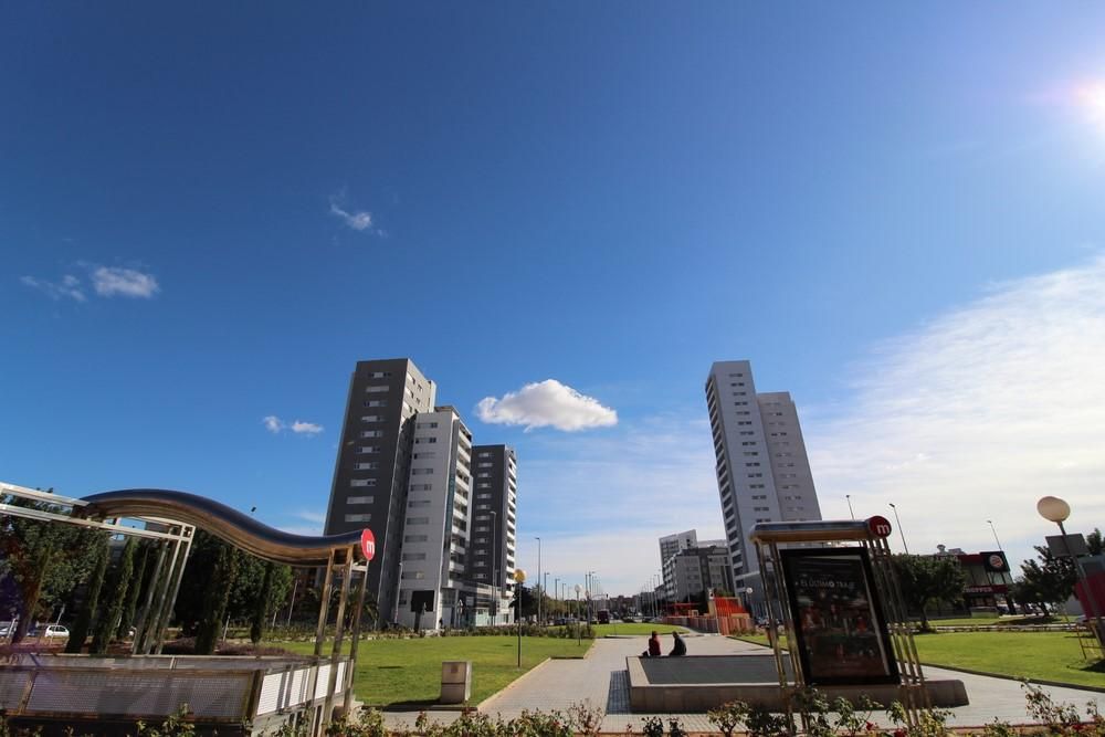 VIVIENDA EN ZONA AVENIDA AL VEDAT CON POSIBILIDAD DE PLAZA DE GARAJE. 