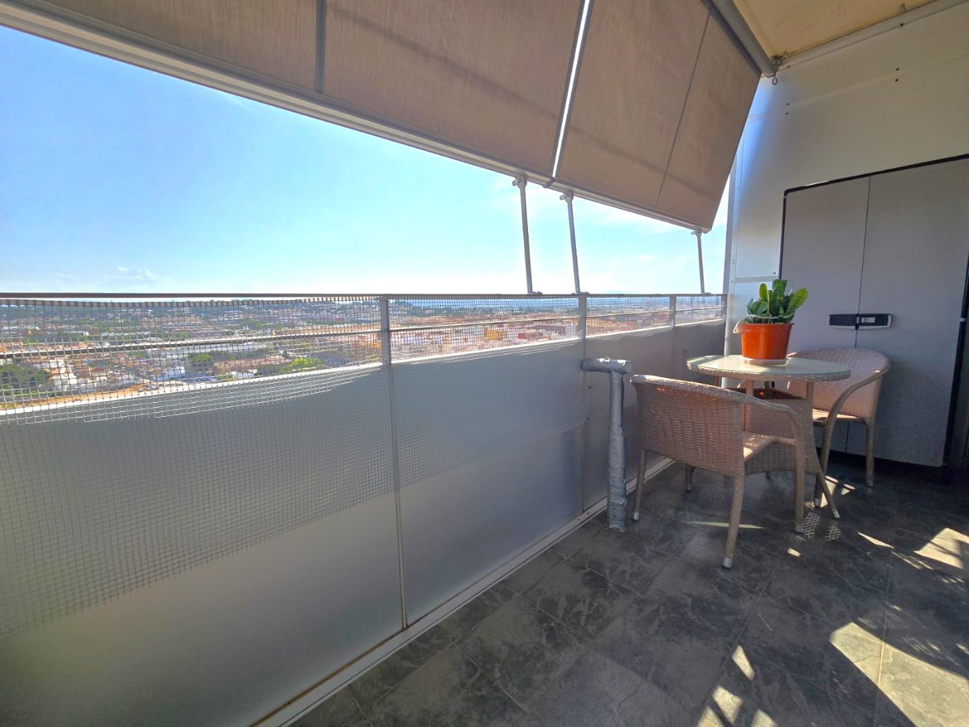 ¡Oportunidad única en una de las torres más emblemáticas del Parc Central!