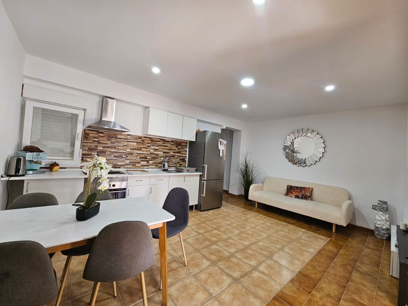 Piso en Venta – Amplio y Luminoso, 4 Habitaciones, 130 m²